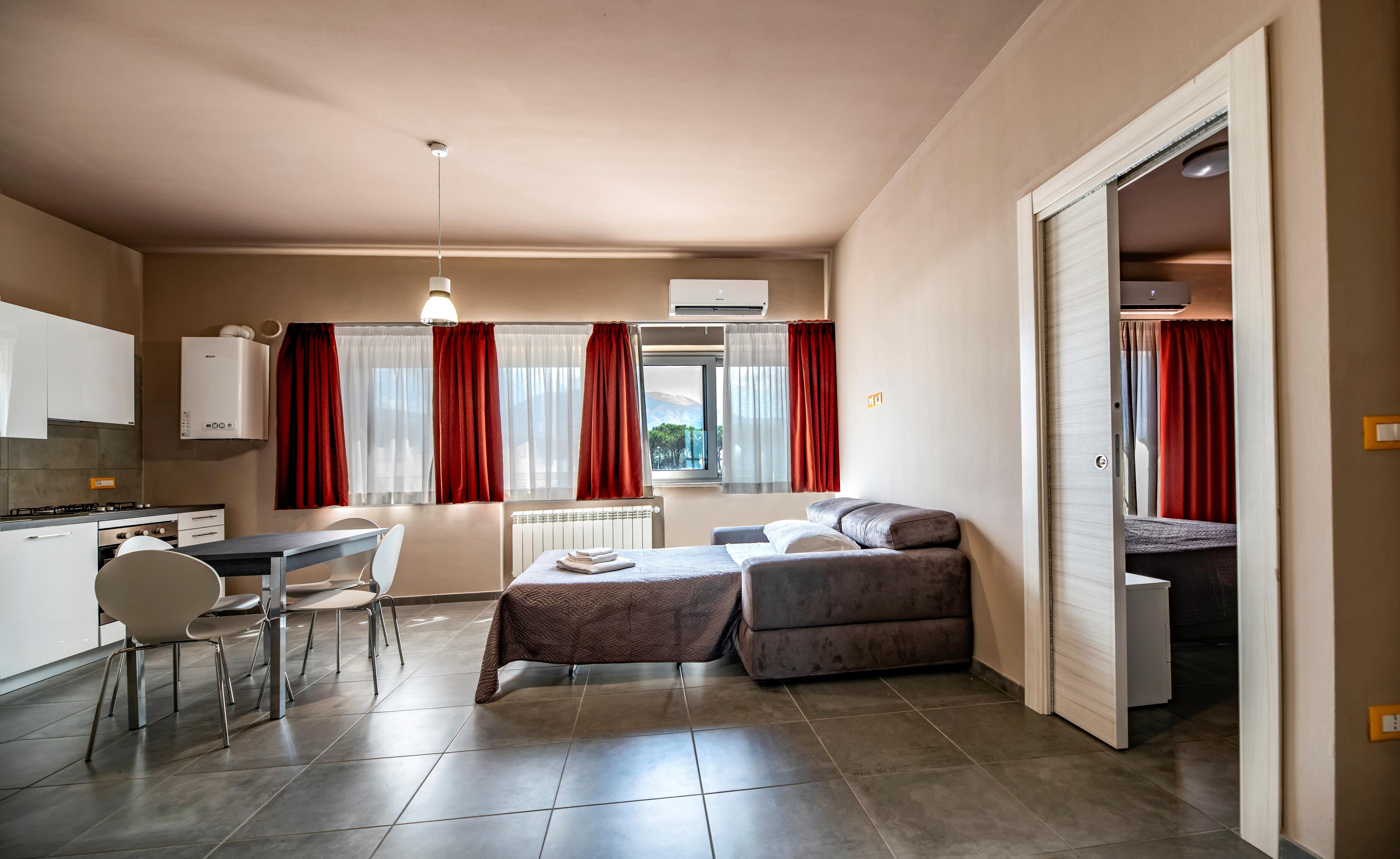 Eracle 4*